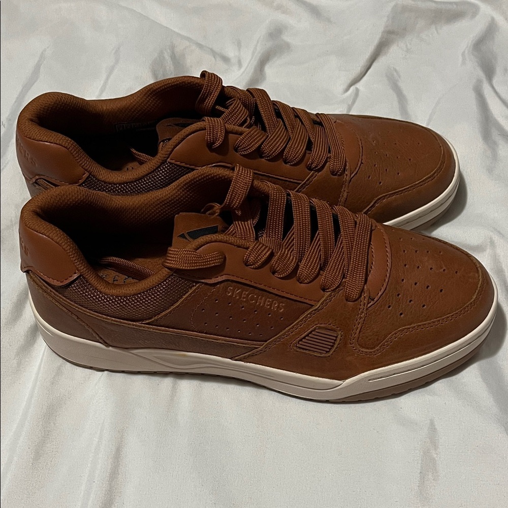 Skechers Men's Tan Sneakers